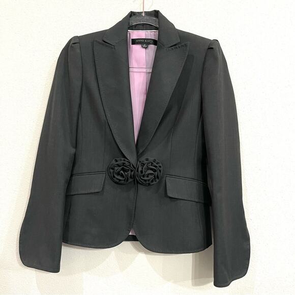 Anne Klein Suit Charcoal Gray Wool Blend Jacket Blazer w/ Rosettes - Size 0 - Picture 1 of 11